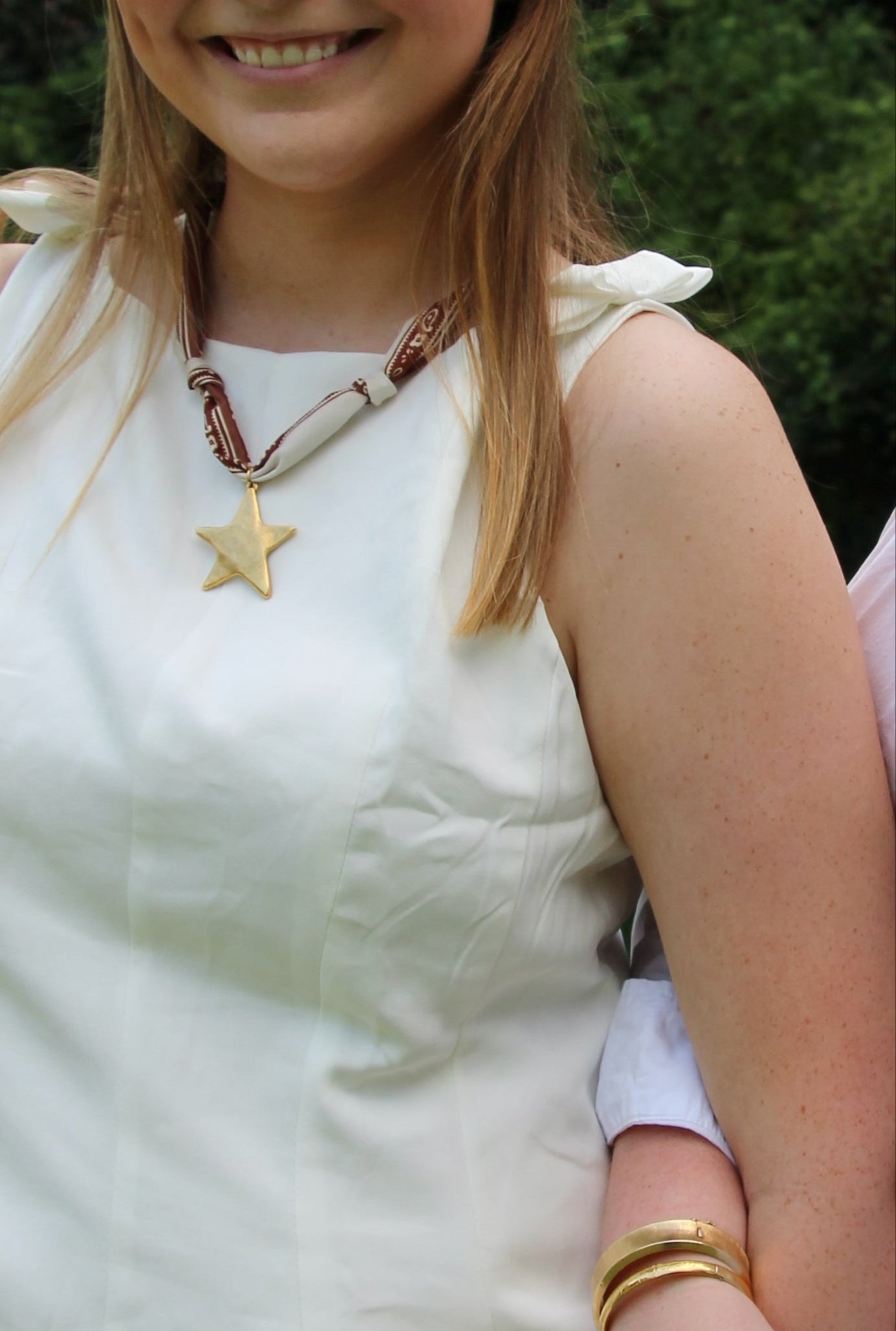 The Brown Scarf Star