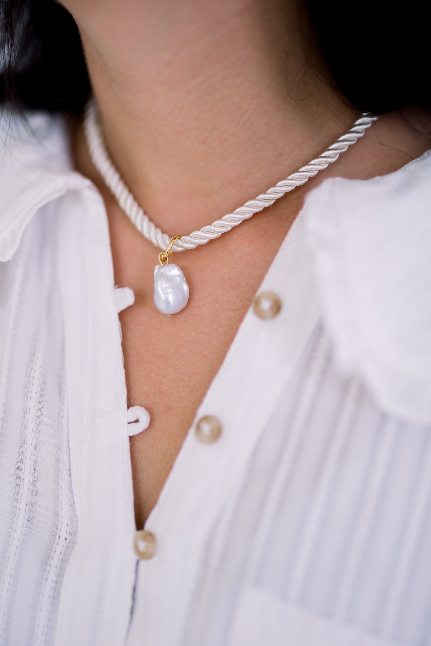 The Rope Pearl - Natural